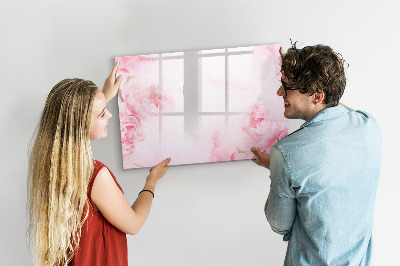 Lavagna magnetica con pennarelli Ricordi romantici su uno sfondo rosa
