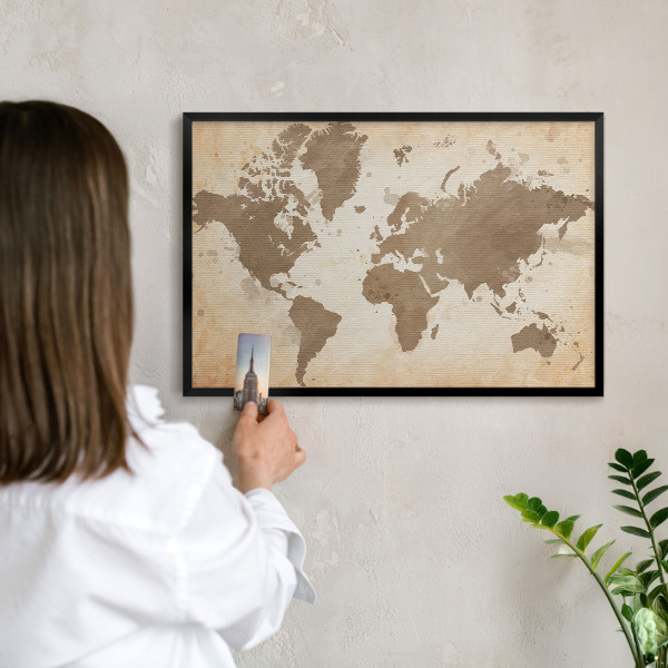 Lavagna magnetica in metallo decorata di colore nero Mappa del mondo