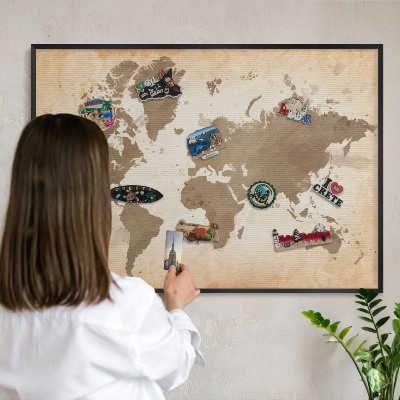 Lavagna magnetica in metallo decorata di colore nero Mappa del mondo