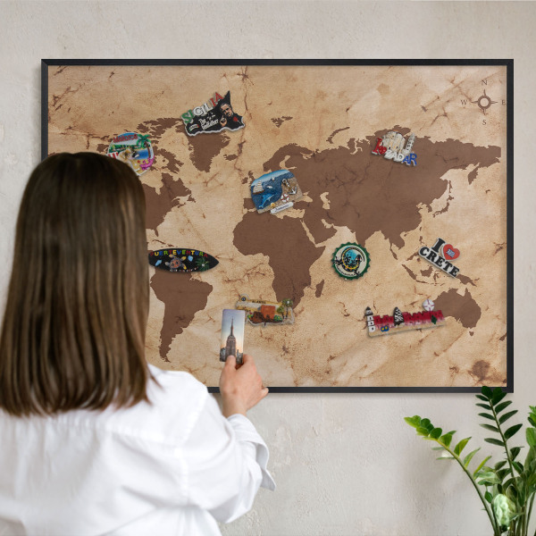Lavagna magnetica in metallo decorata di colore nero Mappa del mondo