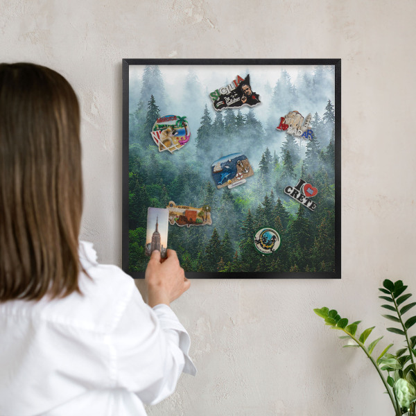 Lavagna magnetica in metallo decorata di colore nero Foresta misteriosa