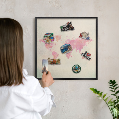 Lavagna magnetica in metallo decorata di colore nero Mappa del mondo