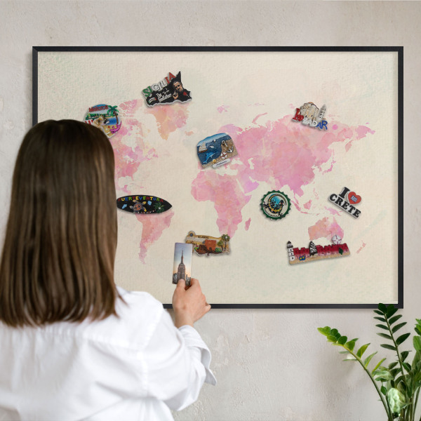 Lavagna magnetica in metallo decorata di colore nero Mappa del mondo