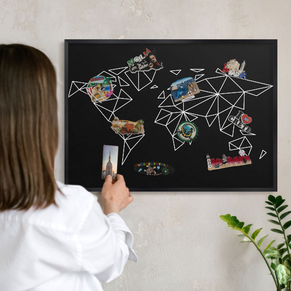 Lavagna magnetica in metallo decorata di colore nero Mappa del mondo