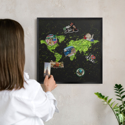 Lavagna magnetica in metallo decorata di colore nero Mappa verde