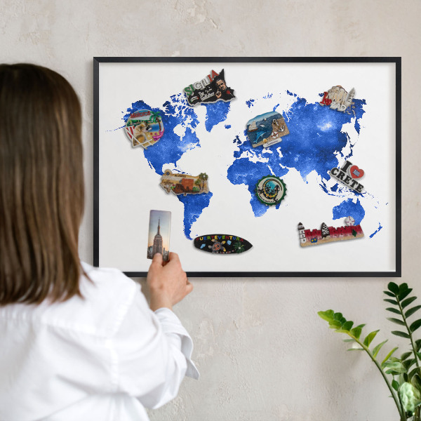 Lavagna magnetica per collezioni di calamite con cornice nera Mappa del mondo