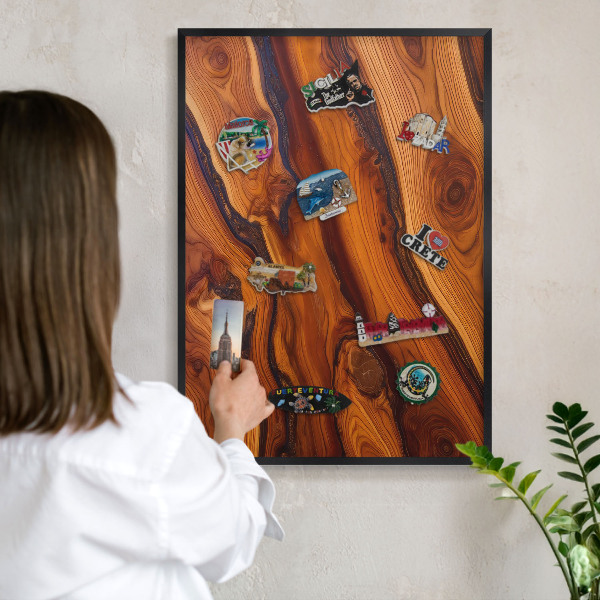 Lavagna magnetica in metallo decorata di colore nero Anelli di legno