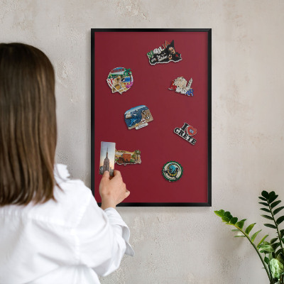 Lavagna magnetica in metallo decorata di colore nero Borgogna vivido