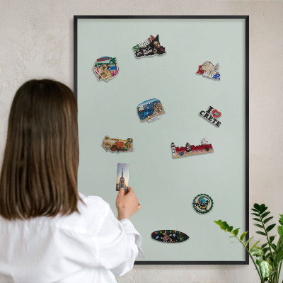 Lavagna magnetica per collezioni di calamite con cornice nera Menta chiara