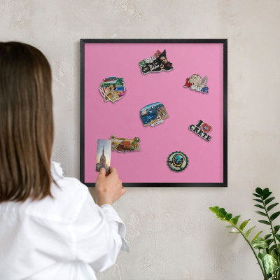 Lavagna magnetica in metallo decorata di colore nero Rosa freddo