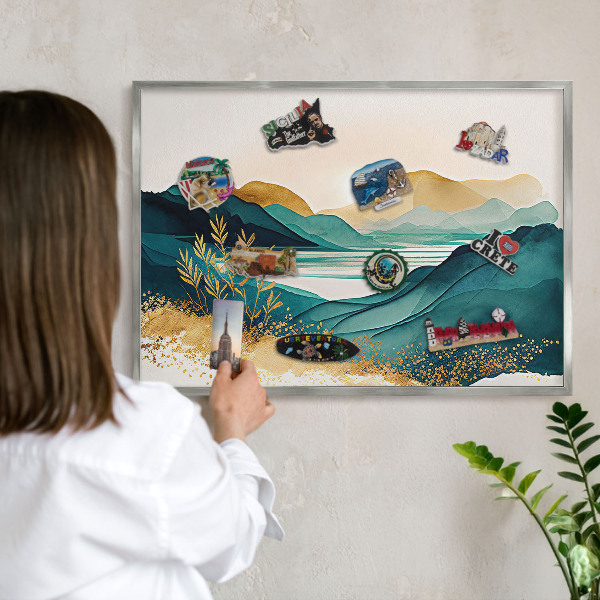 Lavagna magnetica decorativa da parete in colore argento Una vista serena
