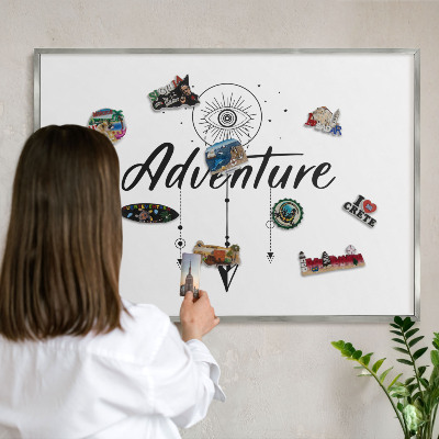 Lavagna magnetica decorativa da parete in colore argento Tema avventura