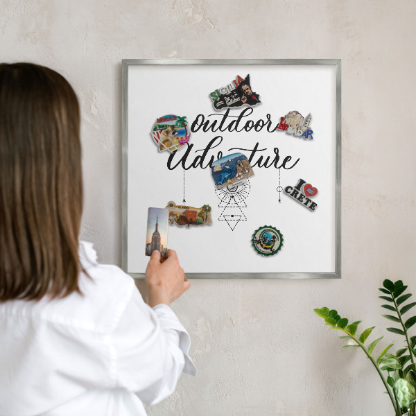Lavagna magnetica decorativa da parete in colore argento Avventura all'aria aperta