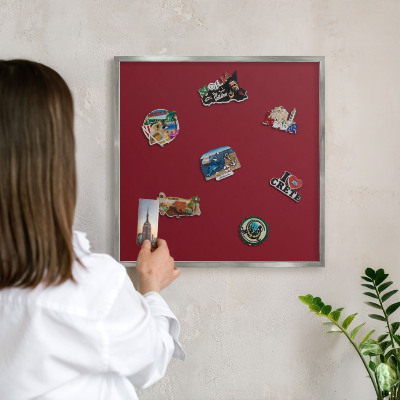 Lavagna magnetica decorativa da parete in colore argento Borgogna vivido
