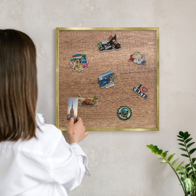 Lavagna magnetica per calamite souvenir in colore oro Trama effetto legno