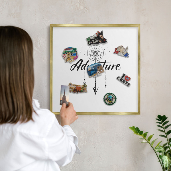 Lavagna magnetica per calamite souvenir in colore oro Tema avventura