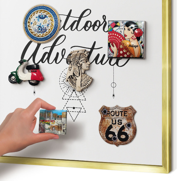 Lavagna magnetica per calamite souvenir in colore oro Avventura all'aria aperta