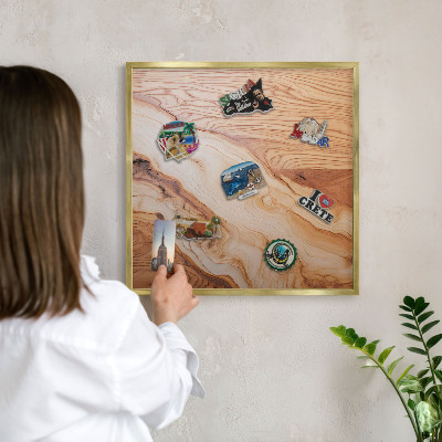 Lavagna magnetica per calamite souvenir in colore oro Struttura in acciaio