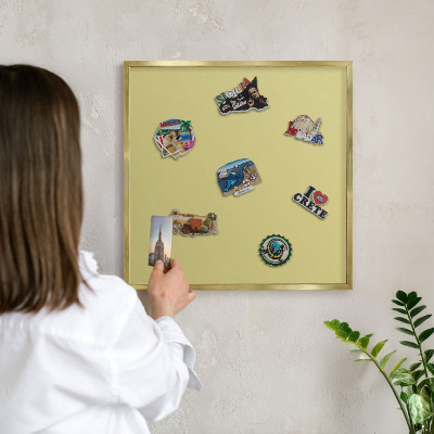 Lavagna magnetica per calamite souvenir in colore oro Senape leggera