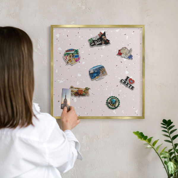Lavagna magnetica per calamite souvenir in colore oro Terrazzo moderno