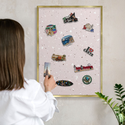 Lavagna magnetica per calamite souvenir in colore oro Terrazzo moderno