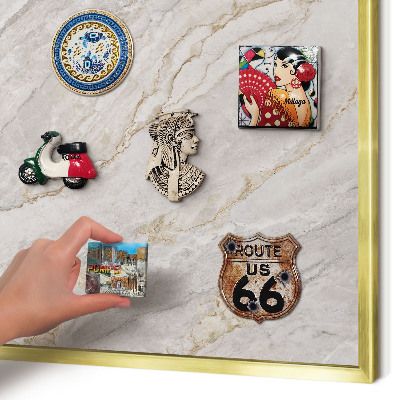Lavagna magnetica per calamite souvenir in colore oro Eleganza del marmo