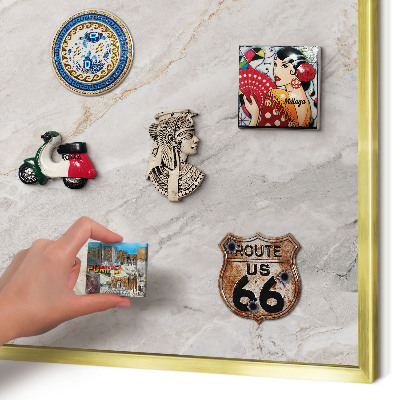 Lavagna magnetica per calamite souvenir in colore oro Eleganza del marmo