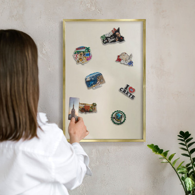 Lavagna magnetica per calamite souvenir in colore oro Tono nebbia