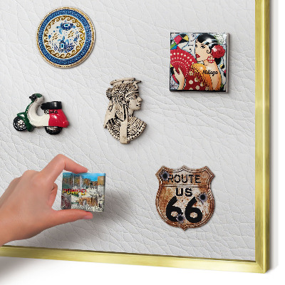 Lavagna magnetica per calamite souvenir in colore oro Elegante soluzione