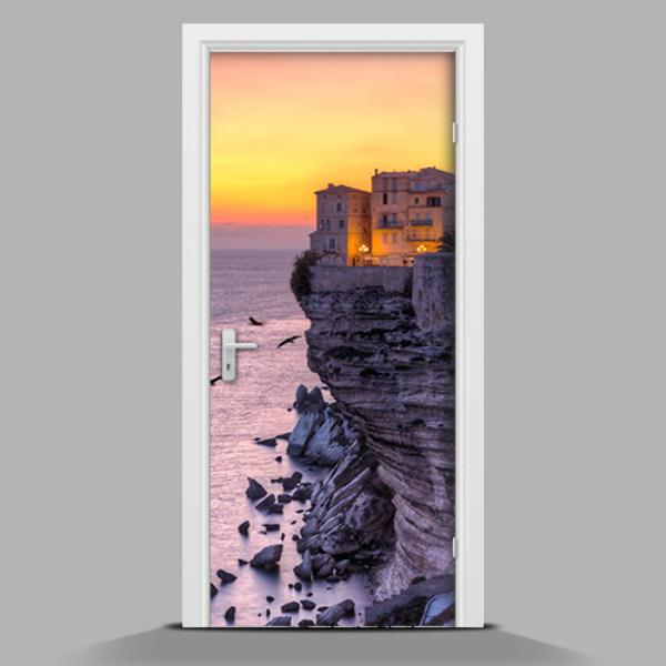 Adesivo per porta interna Un hotel sulla scarpata