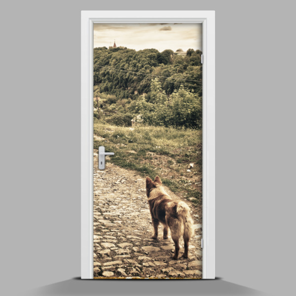 Adesivo per porta interna Un cane in montagna
