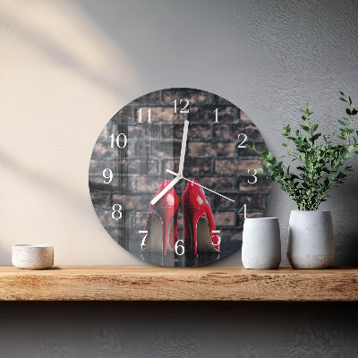 Orologio rotondo Scarpe col tacco rosse