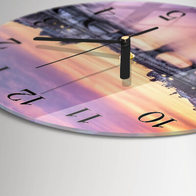 Orologio rotondo Città fluviale